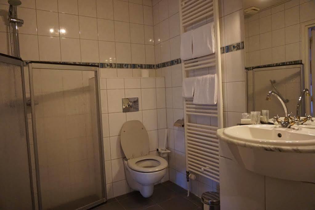 Lucy'S Inn Eesergroen Zewnętrze zdjęcie